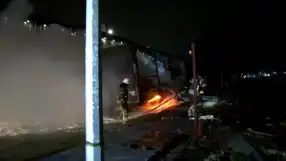 Arnavutköy'de İki Tır Yandı
