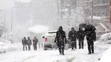 İstanbul'a Yeni Kar Uyarısı: Pazartesi Kar Başlıyor!