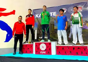 Aliağalı Karateciler Ege Ligi'nde Şampiyon