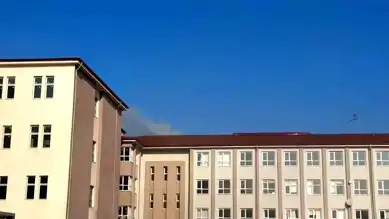 Arnavutköy'deki Okulda Yangın Paniği! Öğrenciler Tahliye Edildi