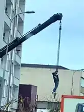 Ataşehir'de Korkutan Vinç İnişi!