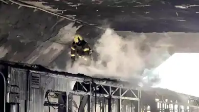 Başakşehir'de İETT Otobüsü Yanarak Küle Döndü