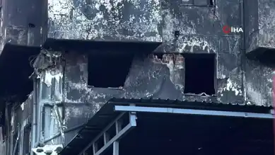 Sanayi Sitesi Fabrikasında Yangın ve Çökme Tehlikesi
