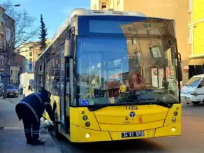 Esenler'de İETT Otobüsüne Saldırı!