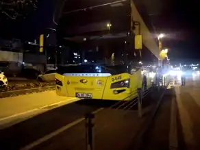 Maltepe'de Trafik Kazası: 1 Ölü, 2 Yaralı
