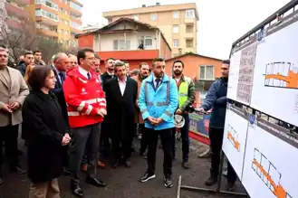 İmamoğlu, Maltepe'deki Sosyal Merkezleri İnceledi