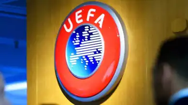 UEFA Ligi Maçı: Rakip Takımın Uçuşu Gecikti