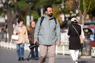 Öğretmen, Fotoğrafçılıkla Ödüller Topluyor