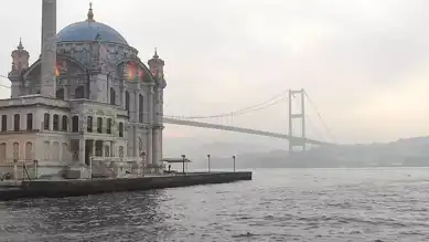İstanbul Boğazı'nda Gemi Trafiği Durdu!