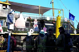 İstanbul Boğazı'nda Tur Teknesi Yandı!