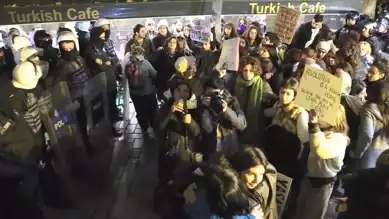 Şehir Merkezinde Protesto Gösterisi: Polis Müdahalesi
