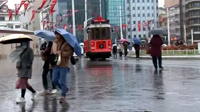 İstanbul'da Soğuk ve Yağmurlu Hava