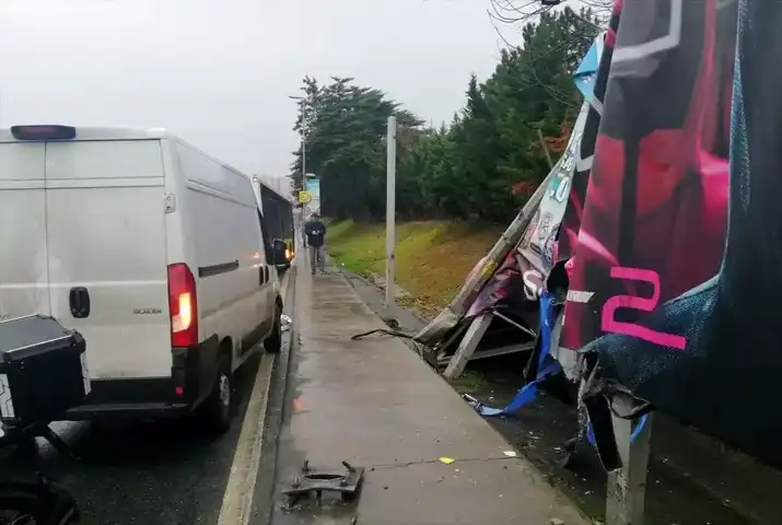Bahçelievler'de İETT Otobüsü Kazası: Trafik Durdu