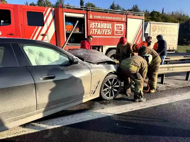 Büyükçekmece TEM'de Buzlanma Kazası!
