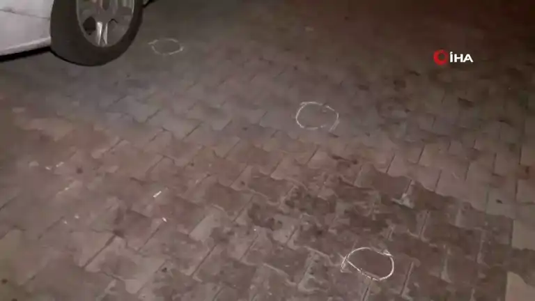 Esenyurt'ta Silahlı Saldırı: Sürücü Yaralanmadan Kurtuldu