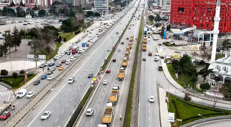 İBB'nin Kararıyla Hafriyatçılar Eylemde!